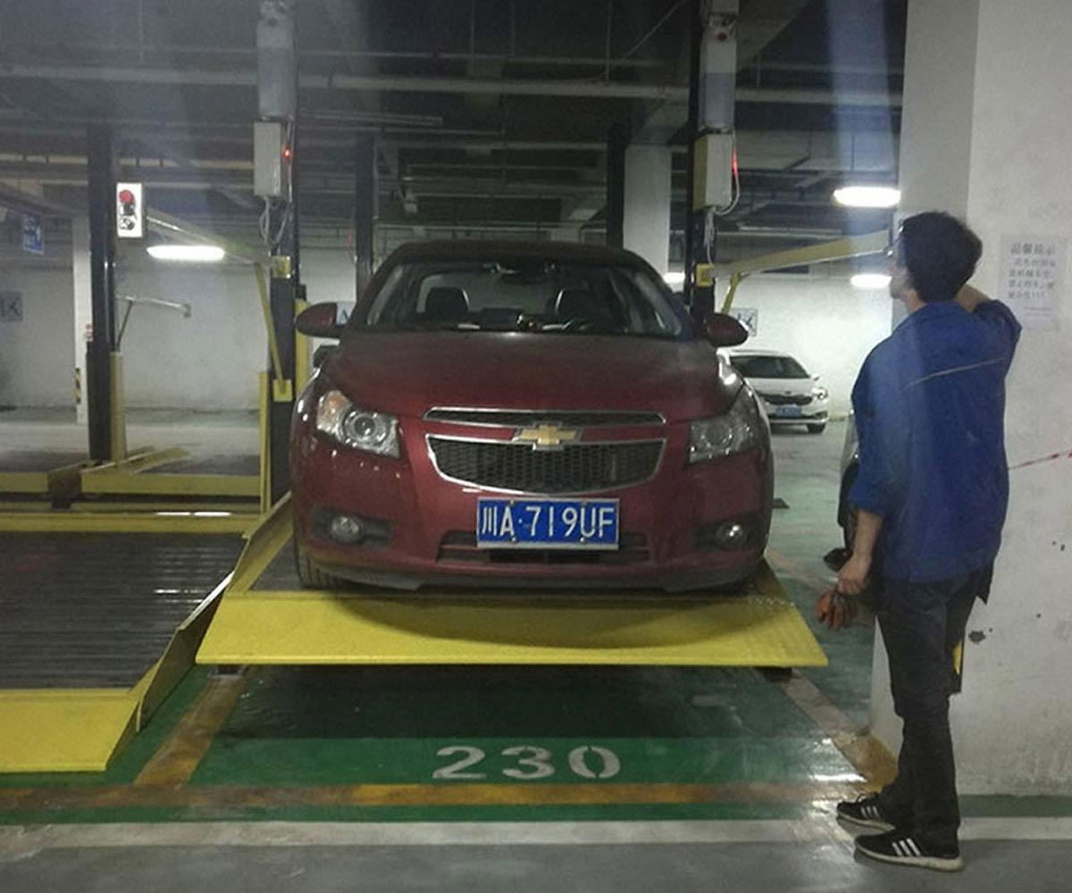 南岸双柱简易式机械式好色先生污下载库短租
